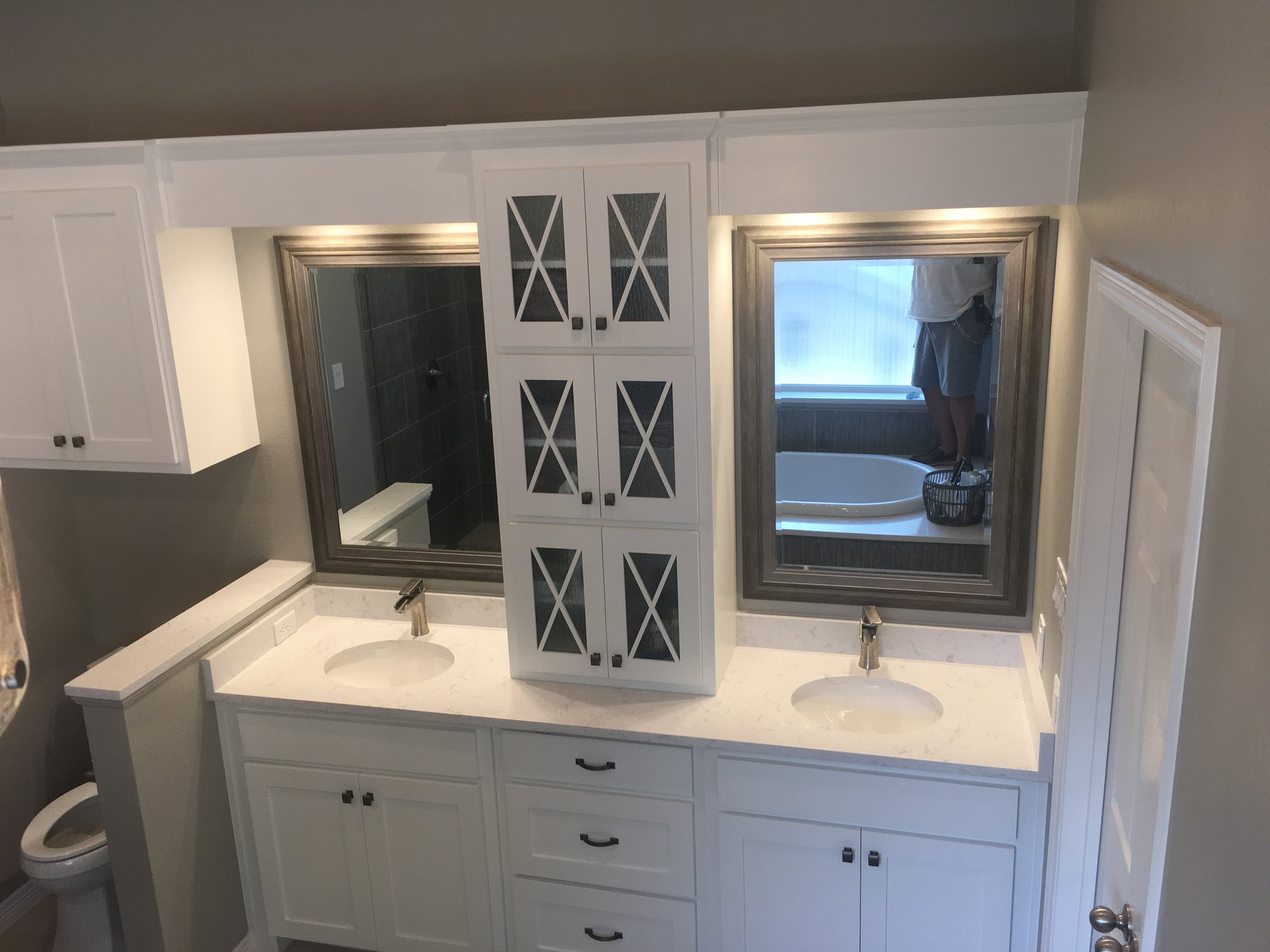 Venado Construction bathroom remodel project on Mesa Ct in Hurst, Texas