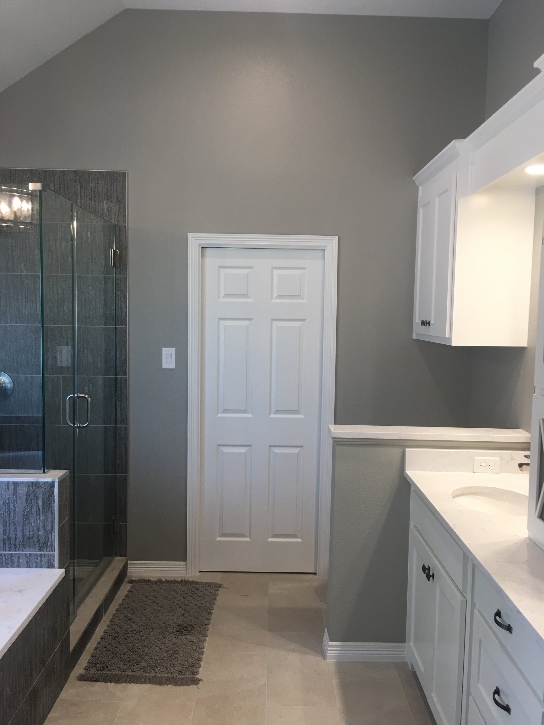 Venado Construction bathroom remodel project on Mesa Ct in Hurst, Texas